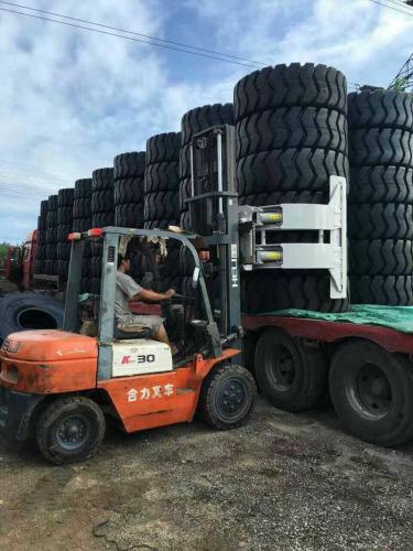 Lastik kelepçesi forklift eki